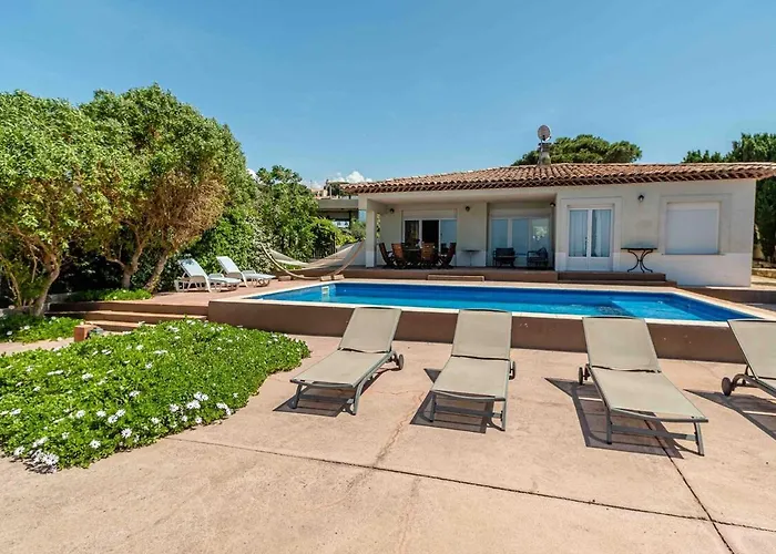 Belle Avec Acces Direct A La