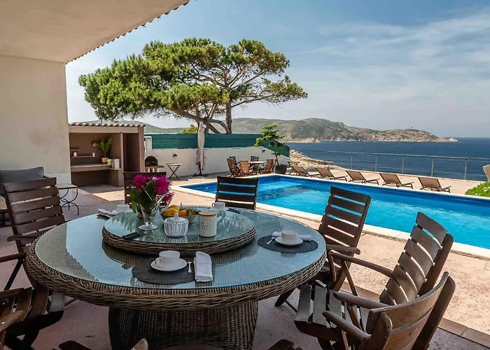 Belle Avec Accès Direct à La