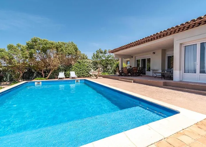 Belle Avec Accès Direct à La Villa *